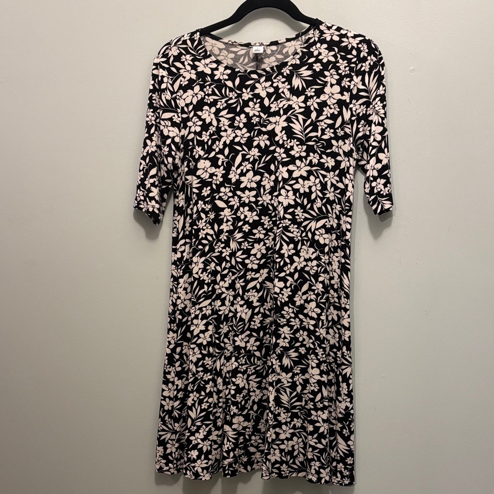 Worn once! Old Navy jersey swing dress S